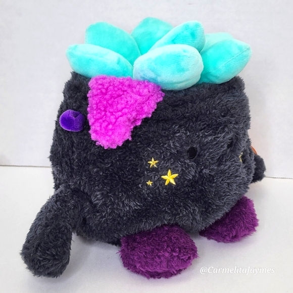 🎃 CLAUDETTE 🪄 Witch's Couldron Bum Bumz Spooky Series Halloween 2024 Bum Bumz - Picture 6 of 9